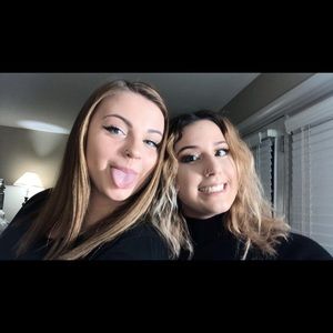 Meet your Posher, Abigail